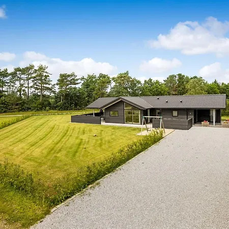 Aleksa - 500m From The Sea By Interhome