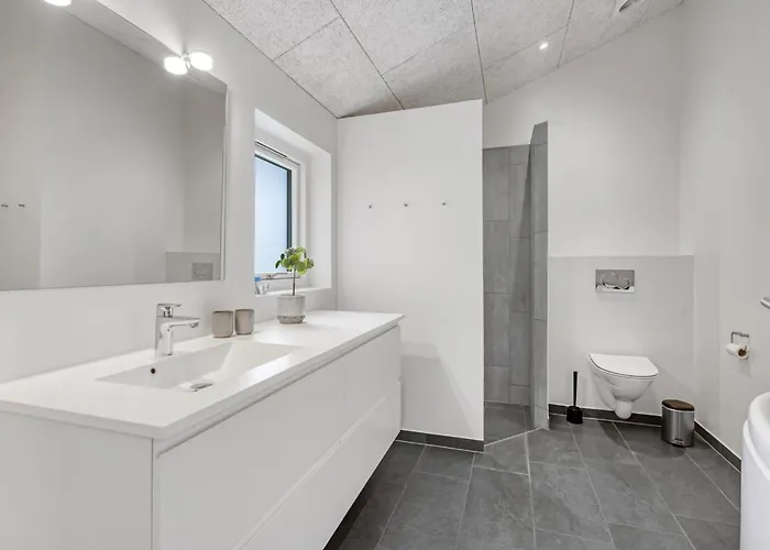 Aleksa - 500m From The Sea By Interhome *